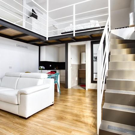 Joivy Charismatic 1-Bed Flat With Parking Milão Exterior foto