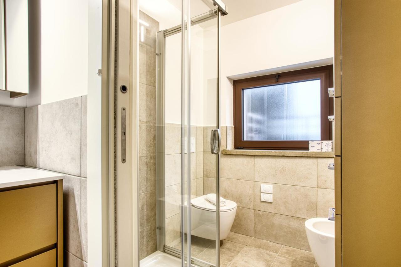 Joivy Charismatic 1-Bed Flat With Parking Milão Exterior foto