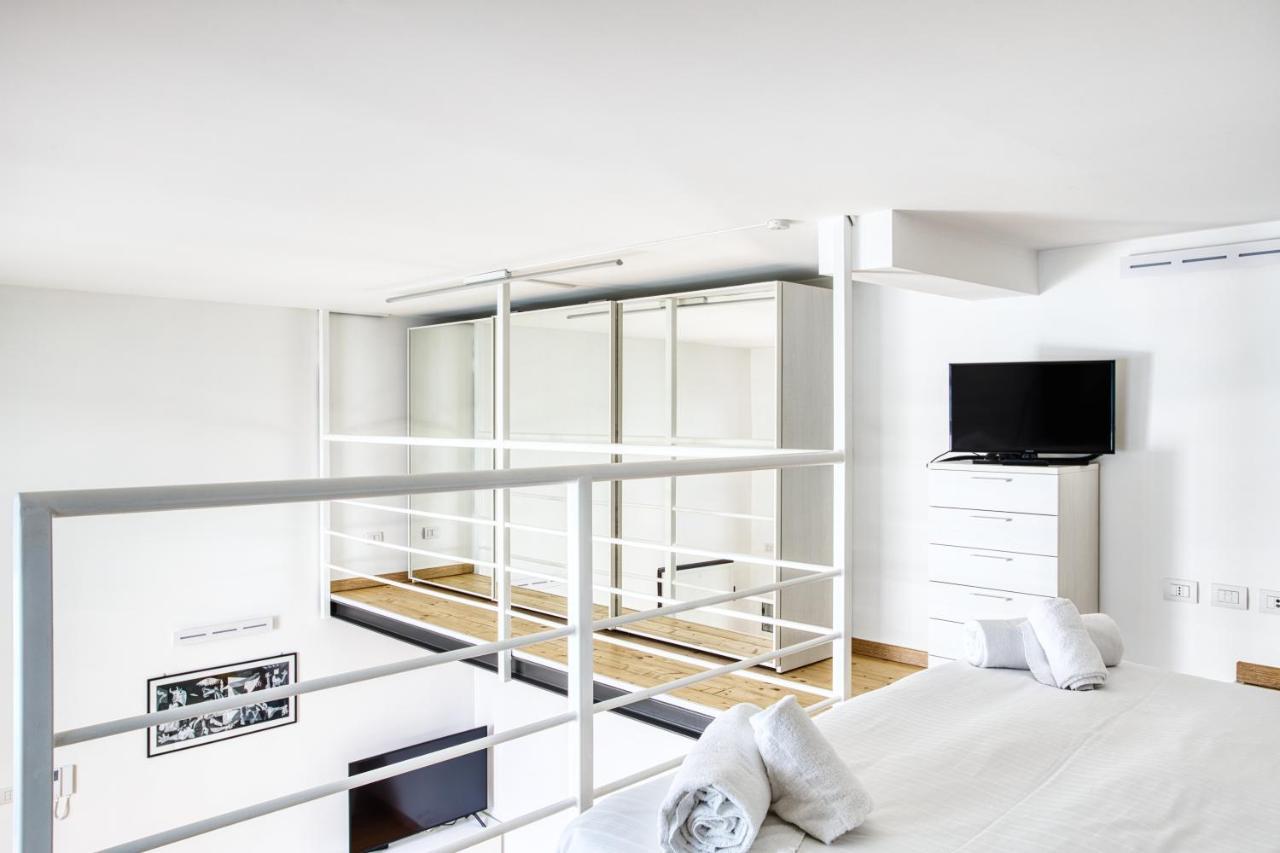 Joivy Charismatic 1-Bed Flat With Parking Milão Exterior foto