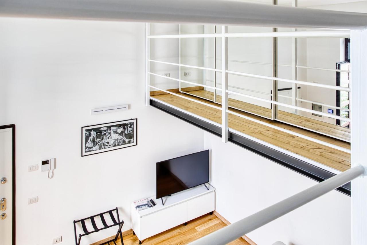 Joivy Charismatic 1-Bed Flat With Parking Milão Exterior foto